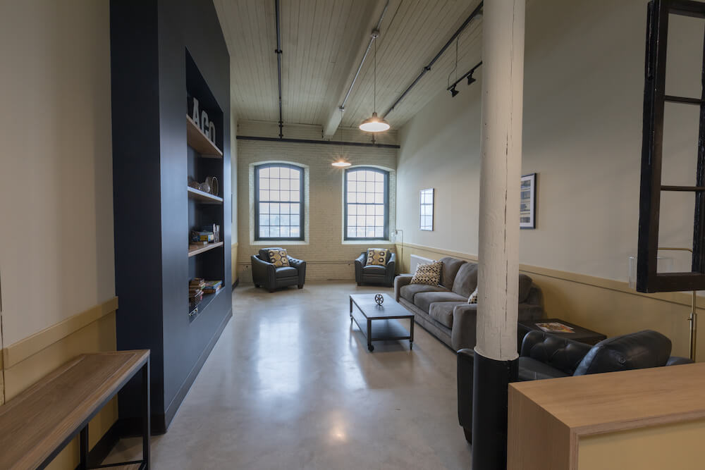 4th-Floor-Lounge