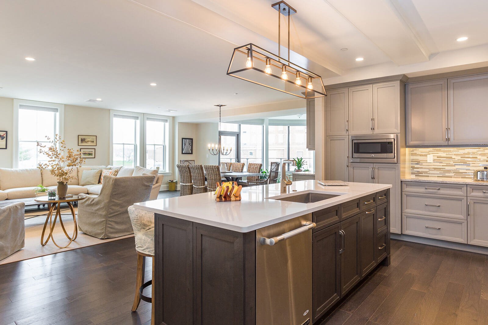 Curated Luxury Condominiums In Portsmouth Gallery View